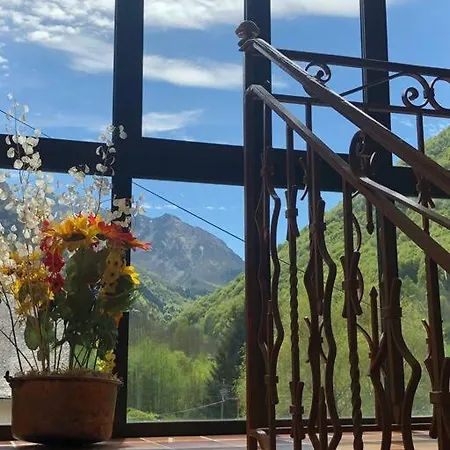 Apartment Chez Place A Estaing *