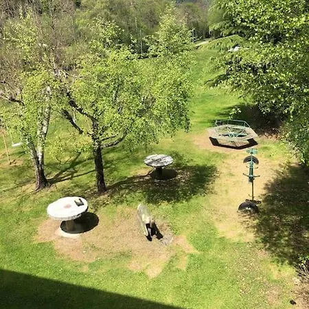 Chez Place A Estaing Estaing (Hautes-Pyrenees)